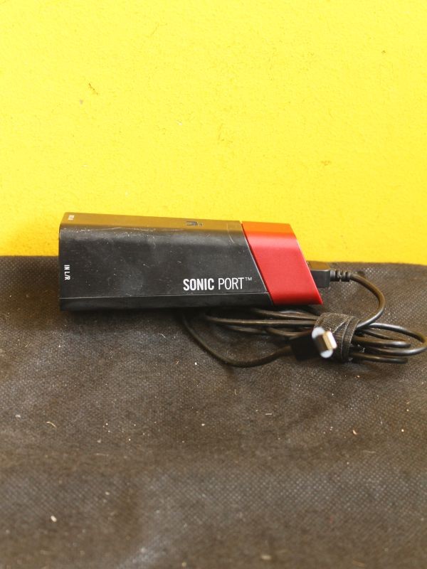 Line6 Sonic Port Digital Guitar Interface